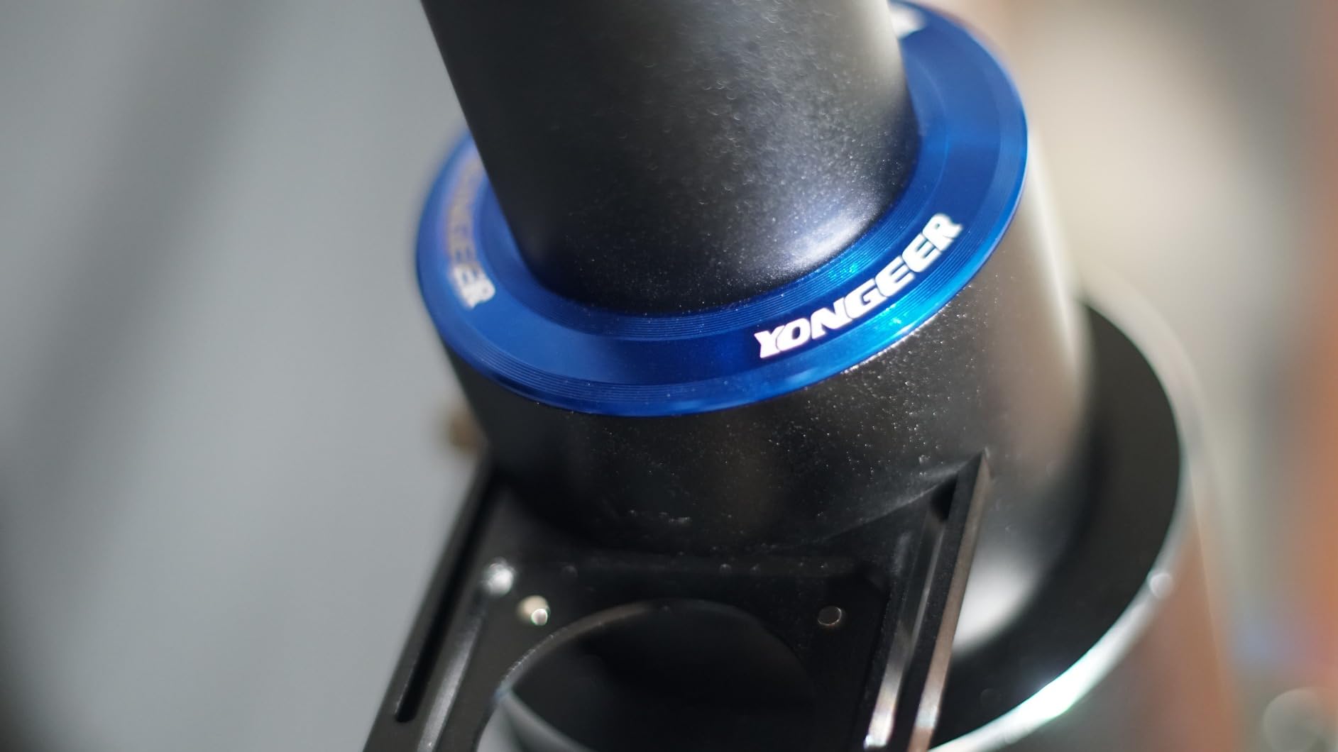 DigitalFoto FS-100SL Snoot Ottico Bowens con 25 Gobo LED